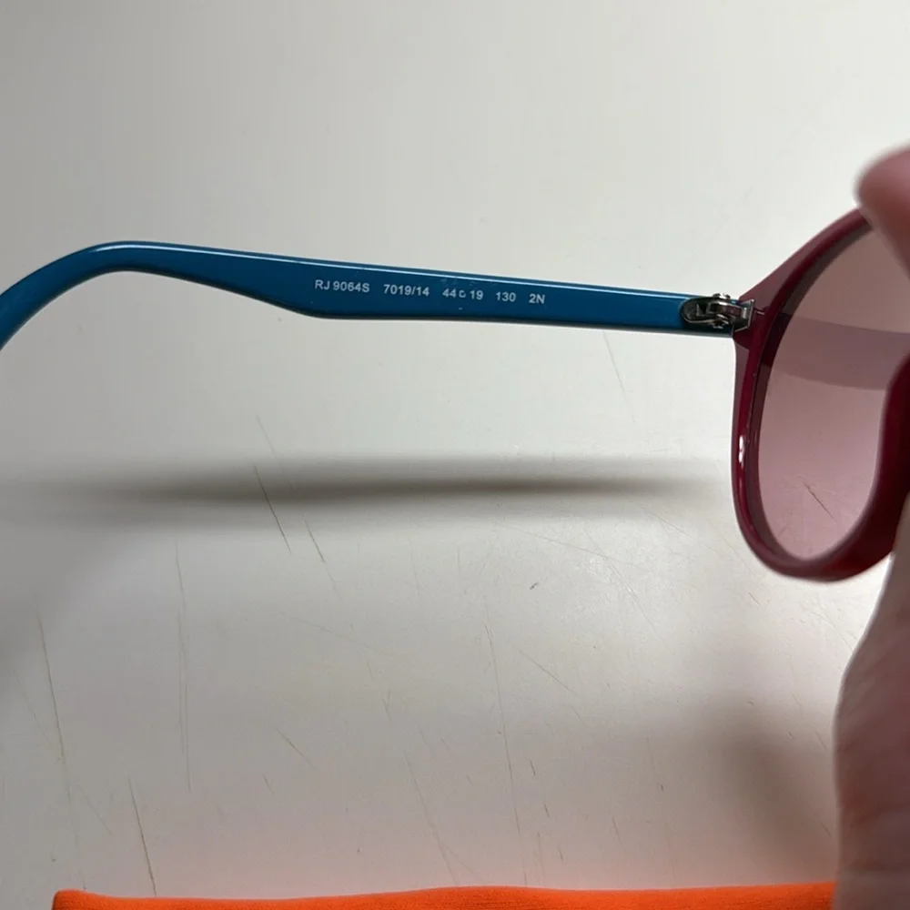 Ray-ban girls sunglasses